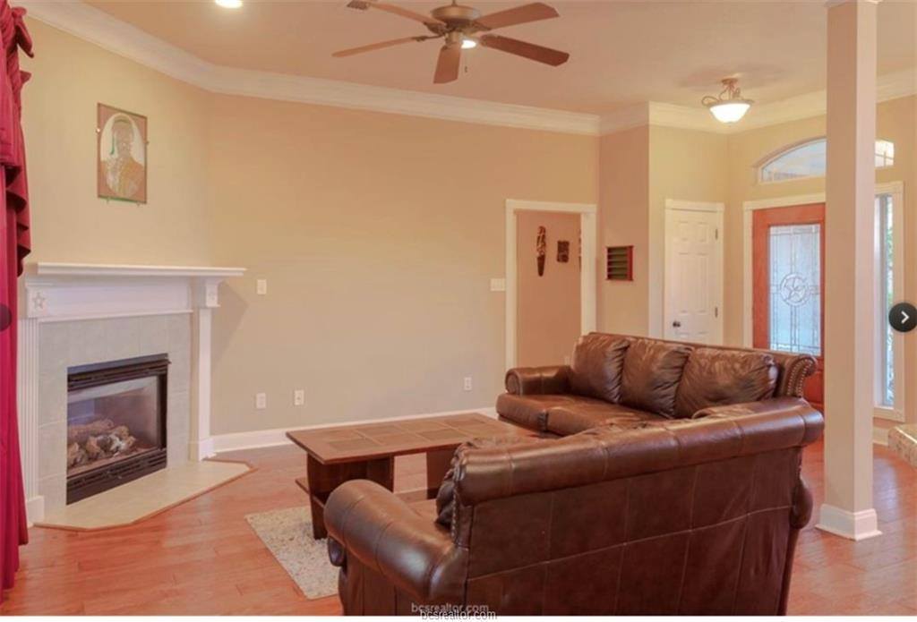 4200 Colchester Court, College Station, TX 77845