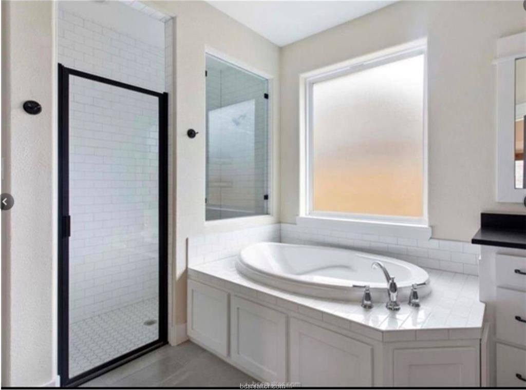 4002 Heru Court, College Station, TX 77845