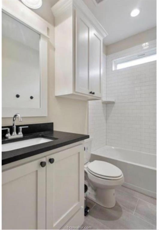 4002 Heru Court, College Station, TX 77845