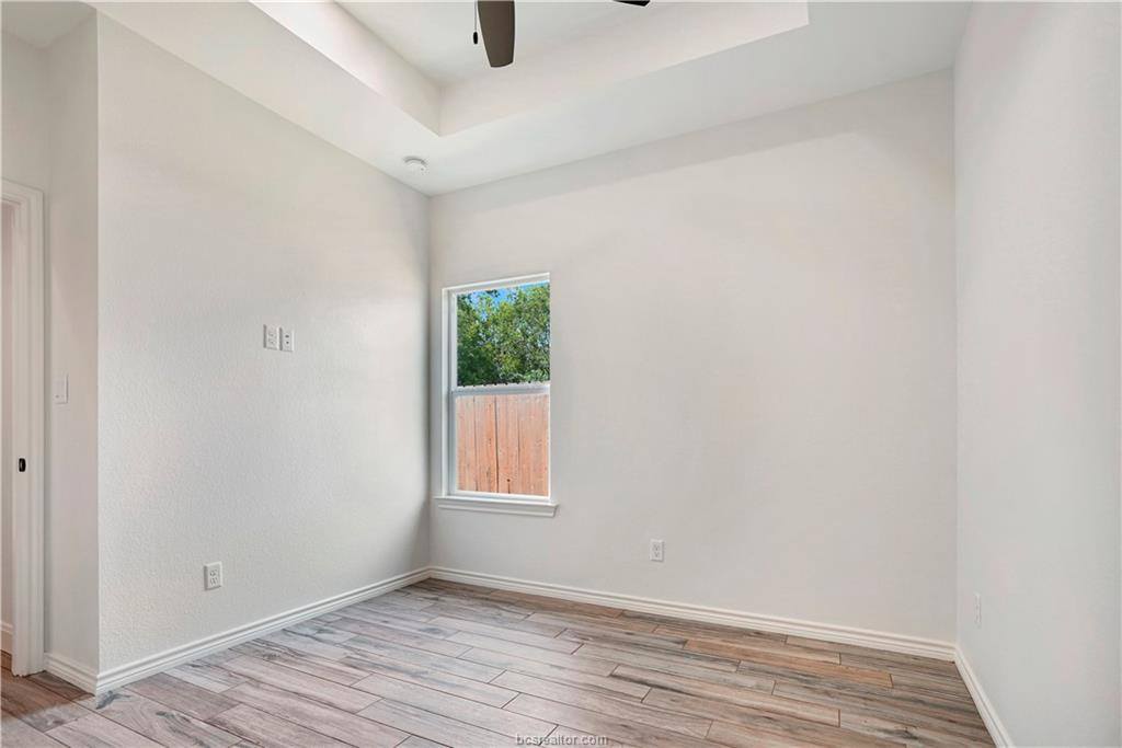 402 South Brazos Avenue, Bryan, TX 77803
