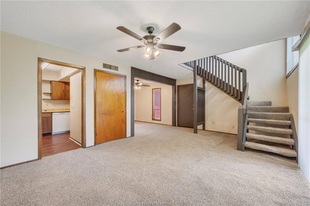 1212 Holik Drive, #D, College Station, TX 77840