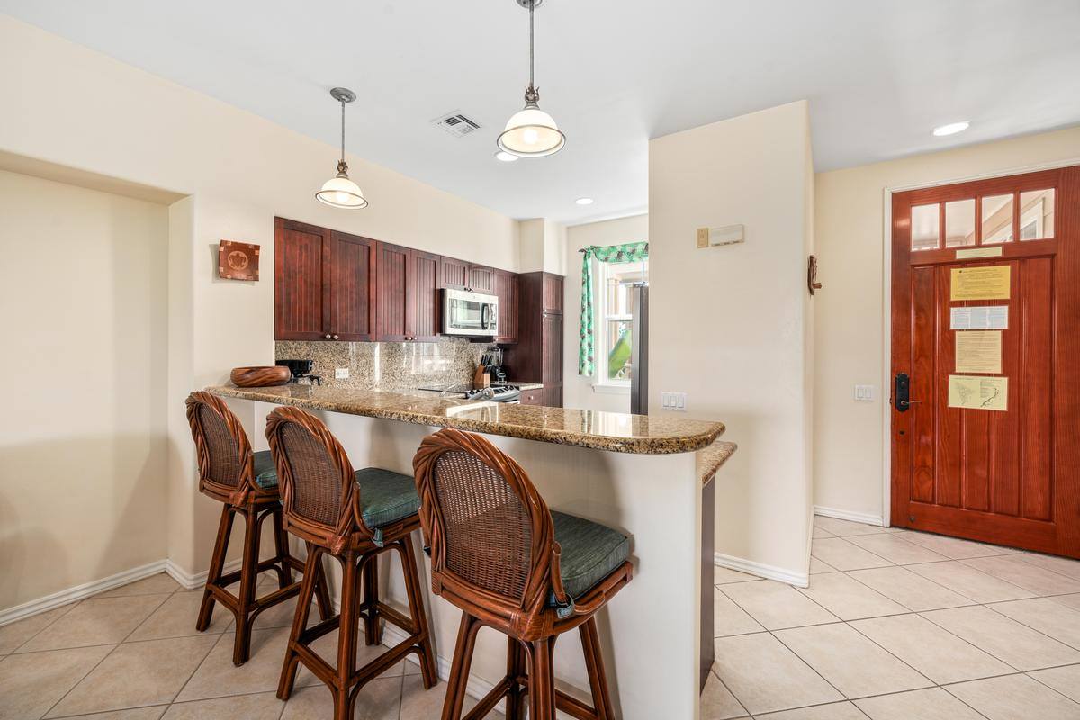 69-200 Pohakulana Pl, Waikoloa, HI 96738