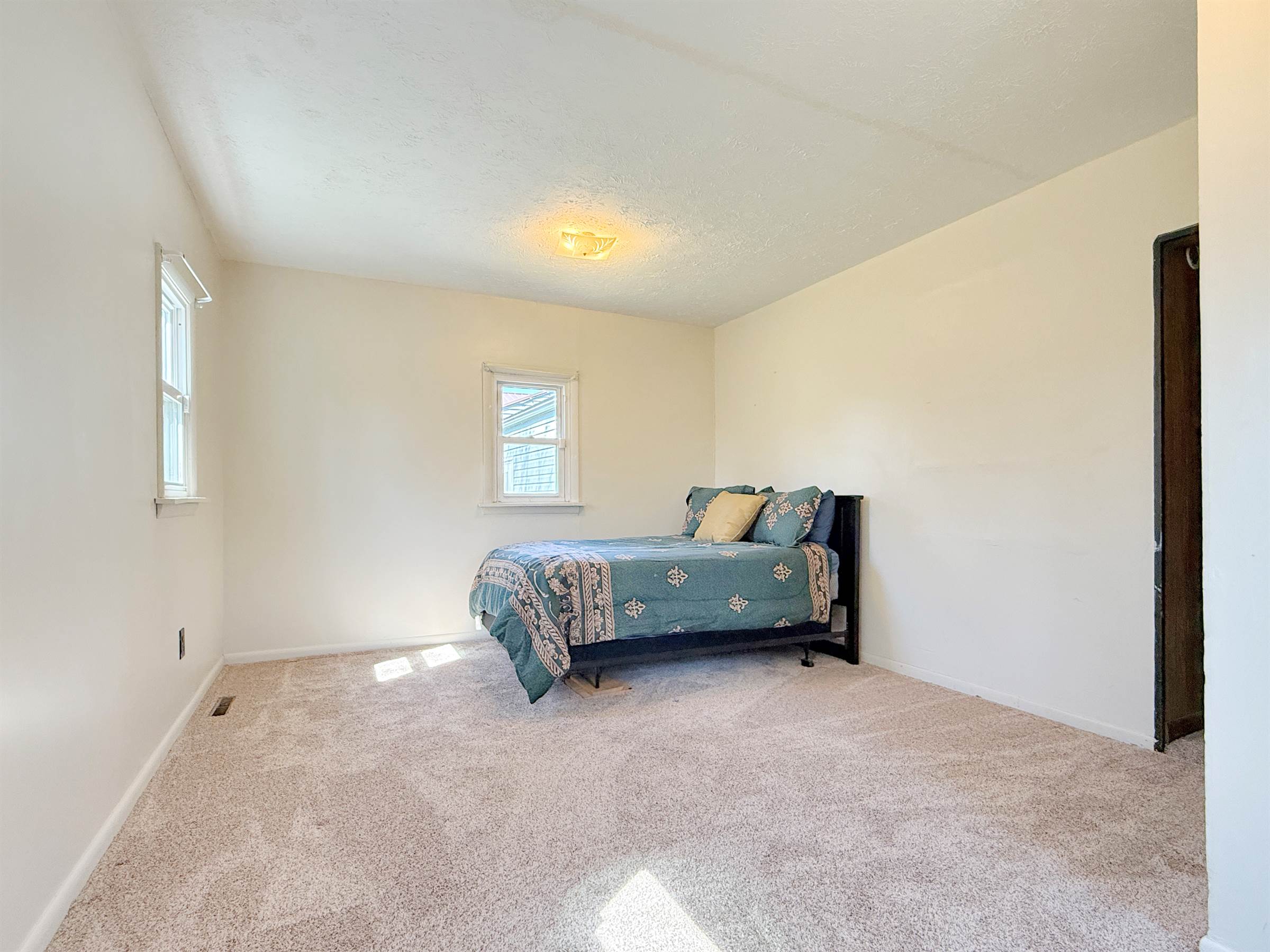 260 Dale Ave, Mansfield, OH 44902