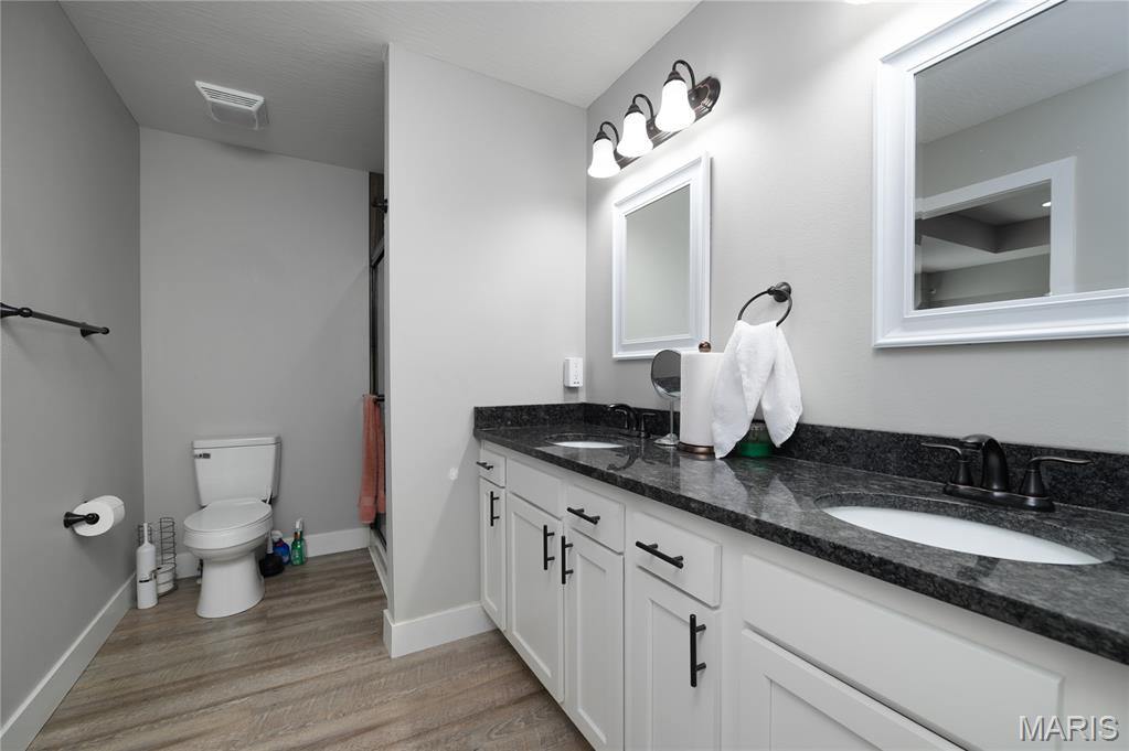 137 Mary Catherine Street, Waynesville, MO 65583