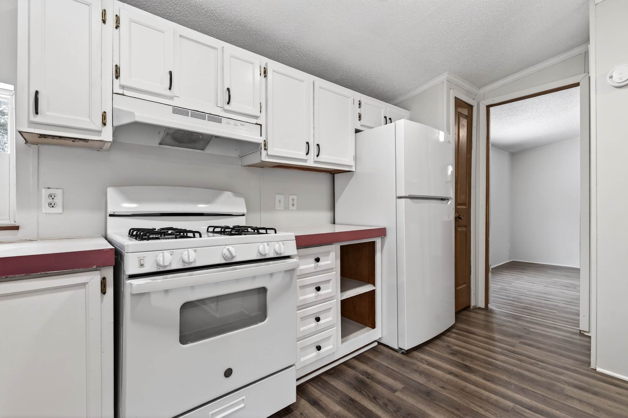 6080 Sandstone Street, Terre Haute, IN 47802