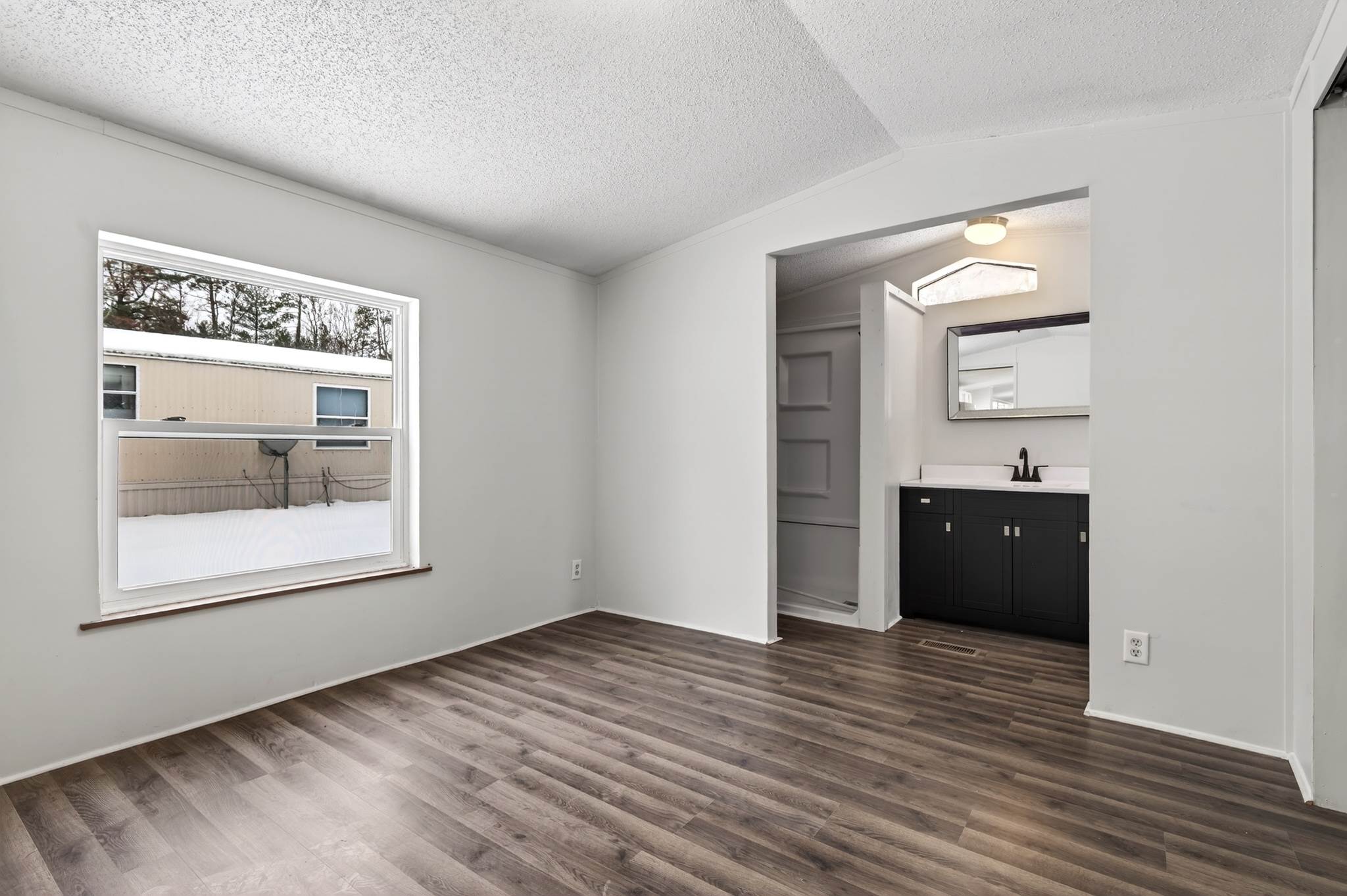 6080 Sandstone Street, Terre Haute, IN 47802