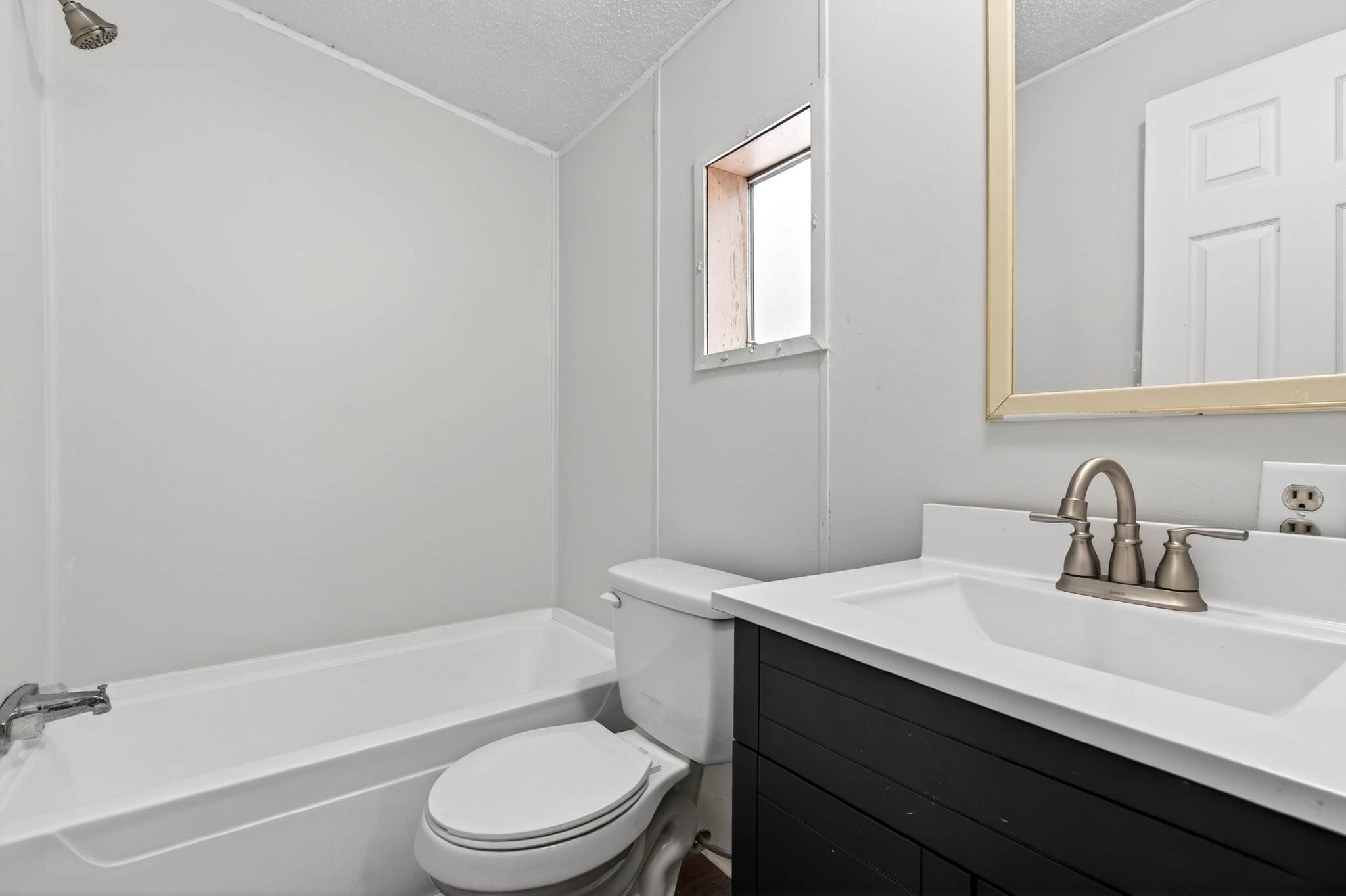 6080 Sandstone Street, Terre Haute, IN 47802