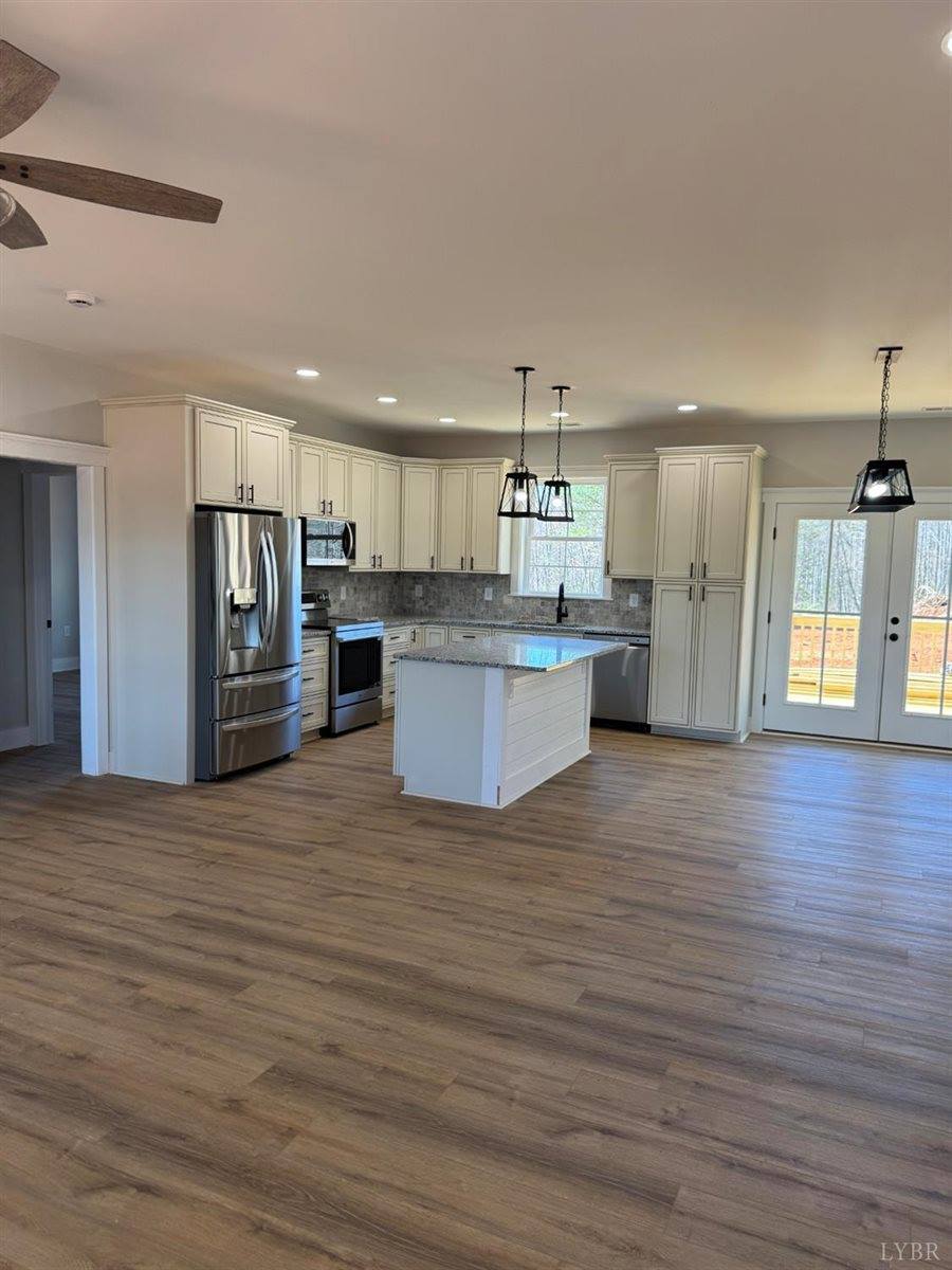 94 Oxford Furnace Road, Lynchburg, VA 24504