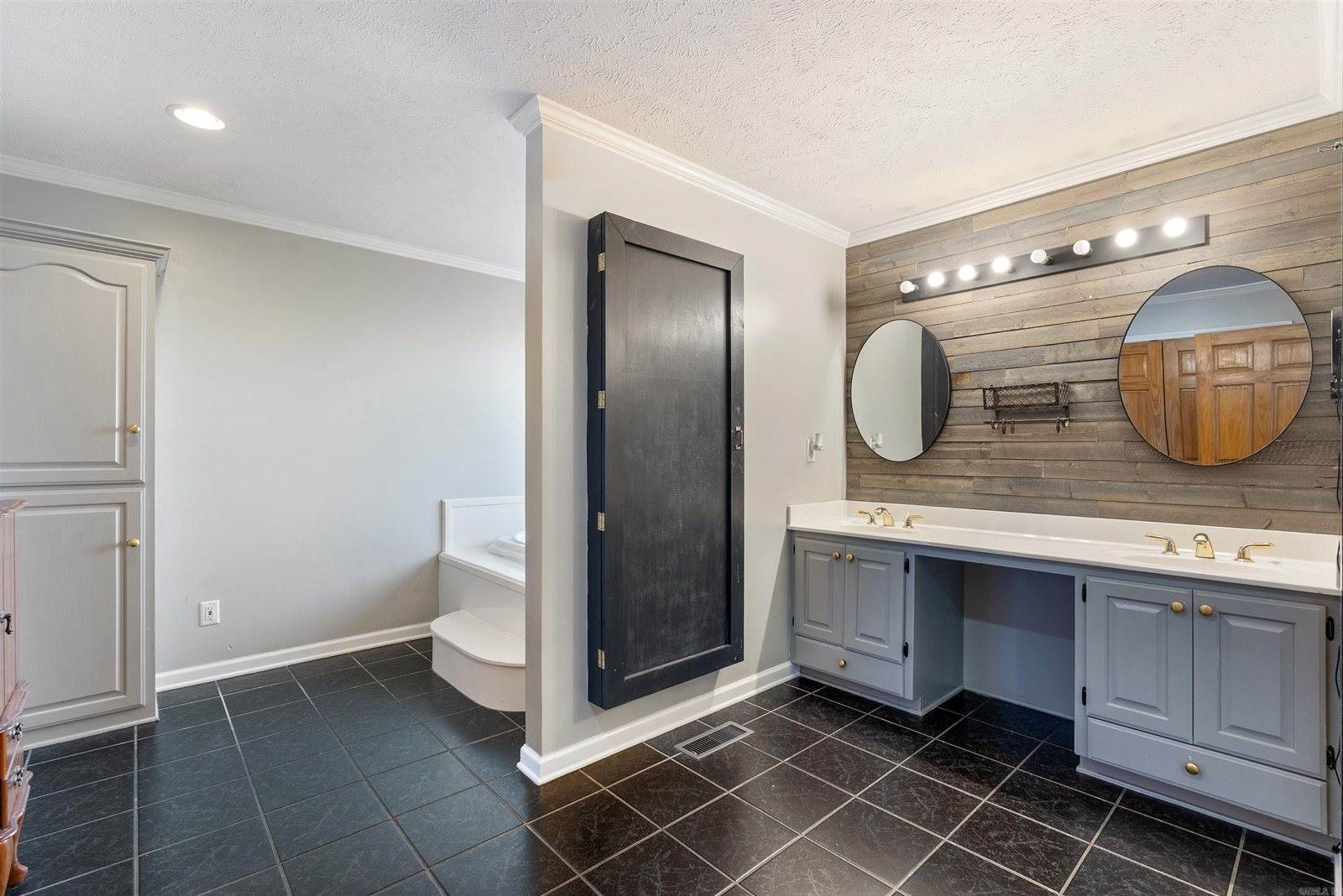 151 Slatey Ford Road, Greenbrier, AR 72058