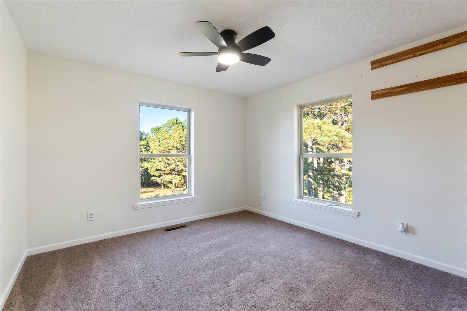 151 Slatey Ford Road, Greenbrier, AR 72058