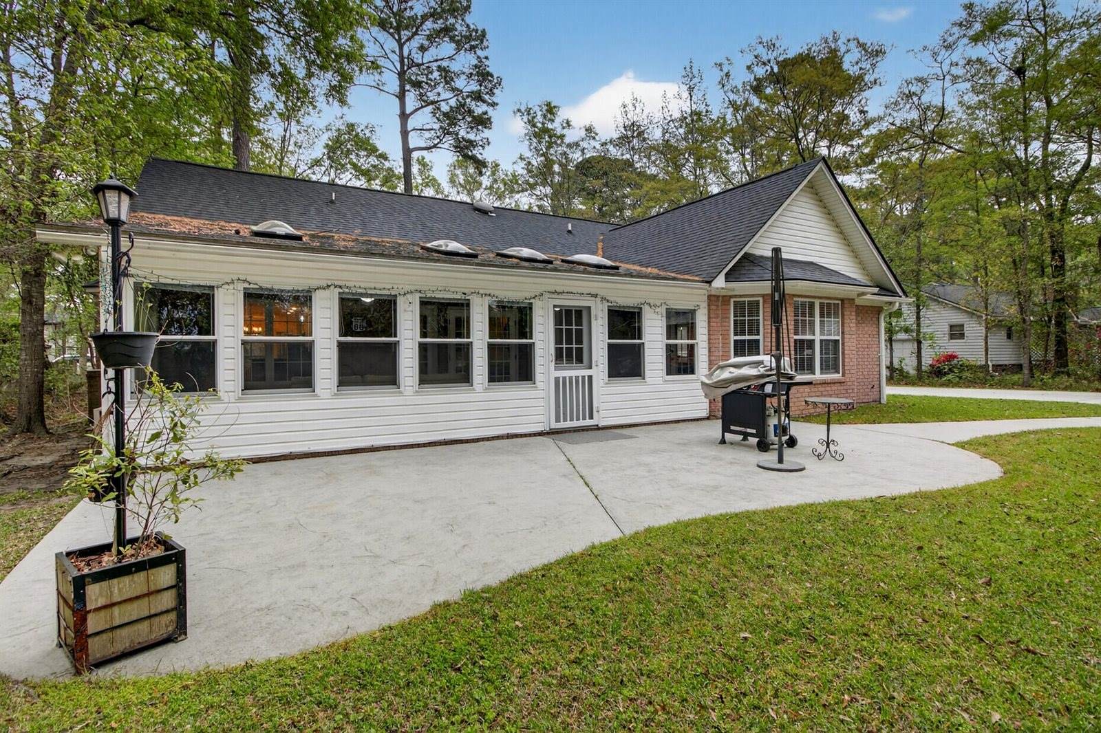 139 Charpia Avenue, Summerville, SC 29483