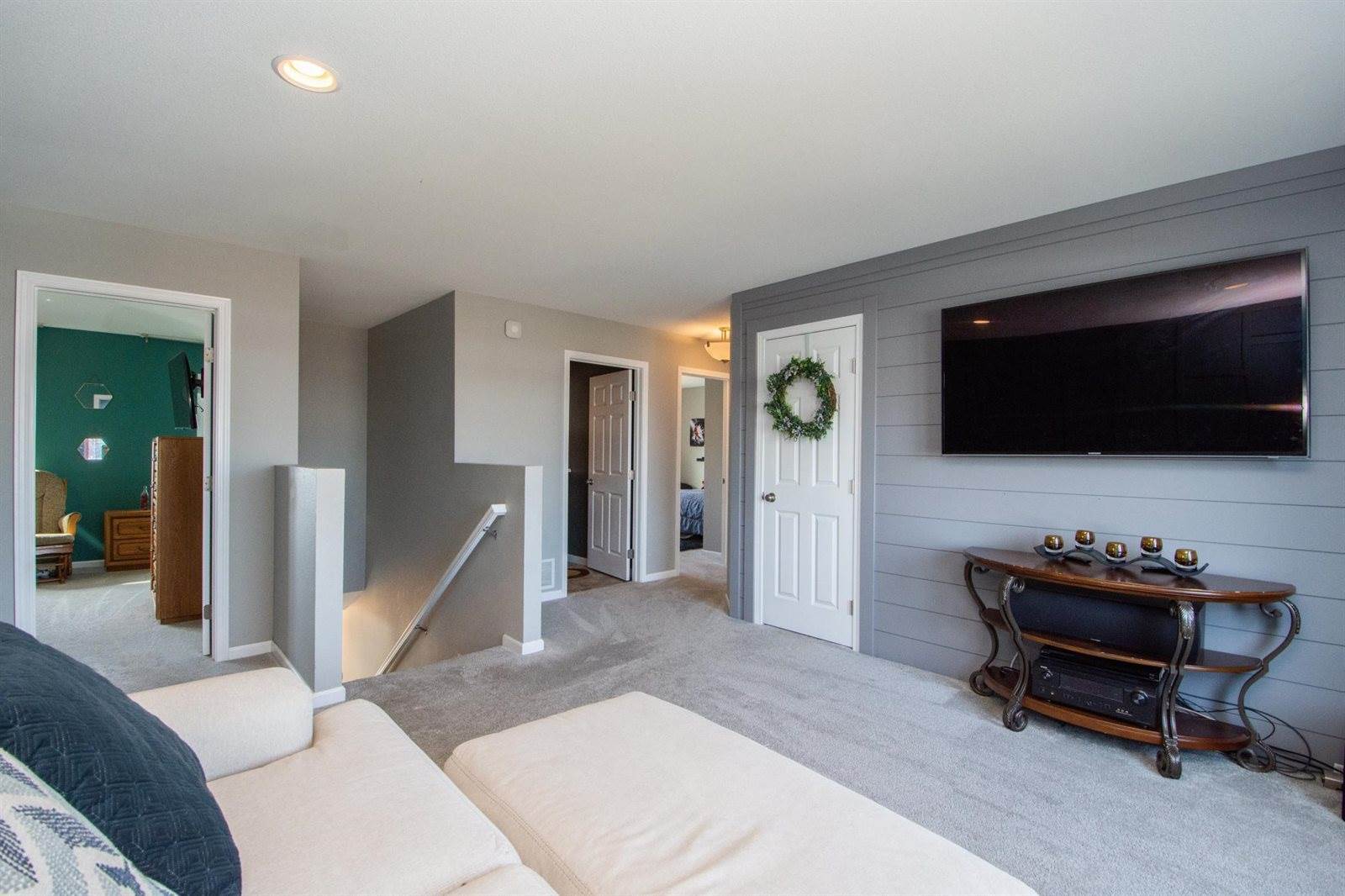 293 Redwood Drive, Mapleton, ND 58059