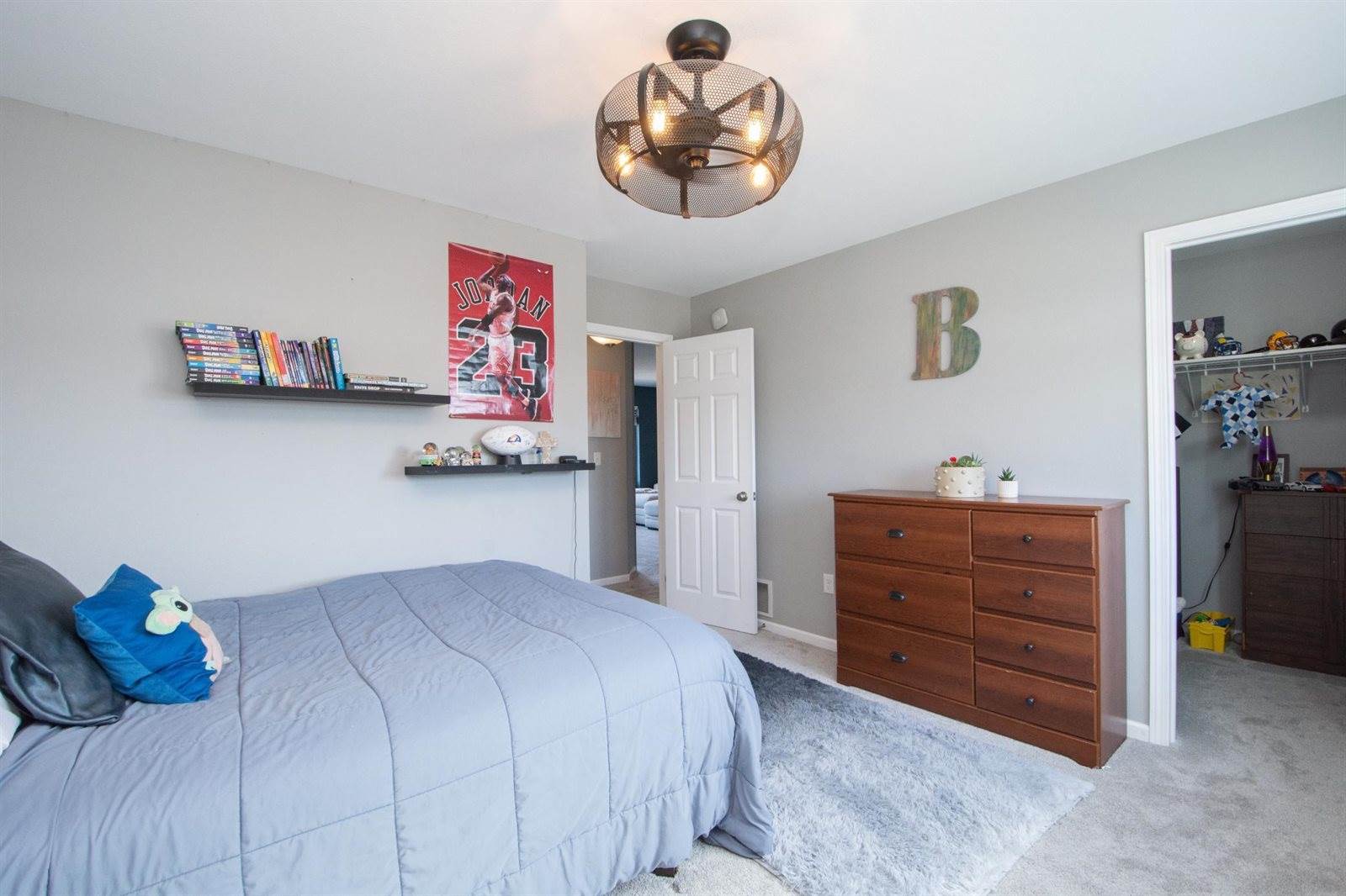 293 Redwood Drive, Mapleton, ND 58059