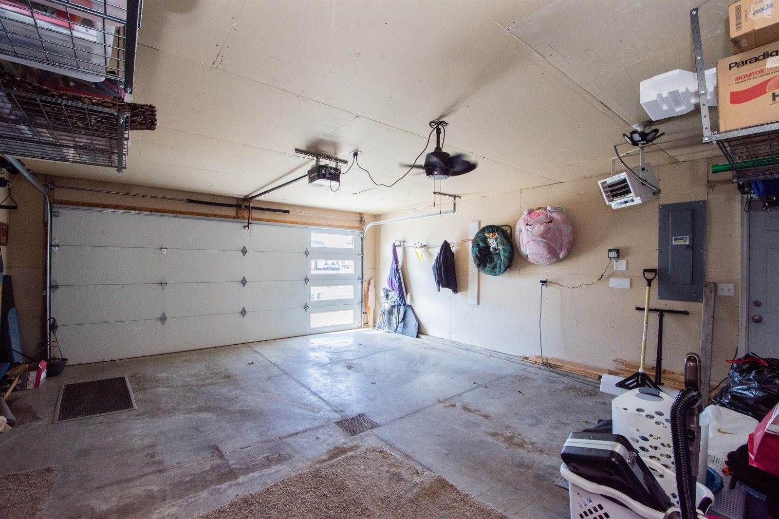 293 Redwood Drive, Mapleton, ND 58059