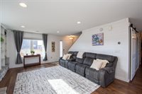 293 Redwood Drive, Mapleton, ND 58059