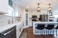 293 Redwood Drive, Mapleton, ND 58059