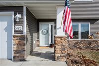 293 Redwood Drive, Mapleton, ND 58059