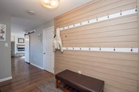 293 Redwood Drive, Mapleton, ND 58059