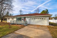 1160 Lakewood Lane, Wisconsin Rapids, WI 54494