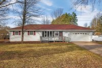 1160 Lakewood Lane, Wisconsin Rapids, WI 54494