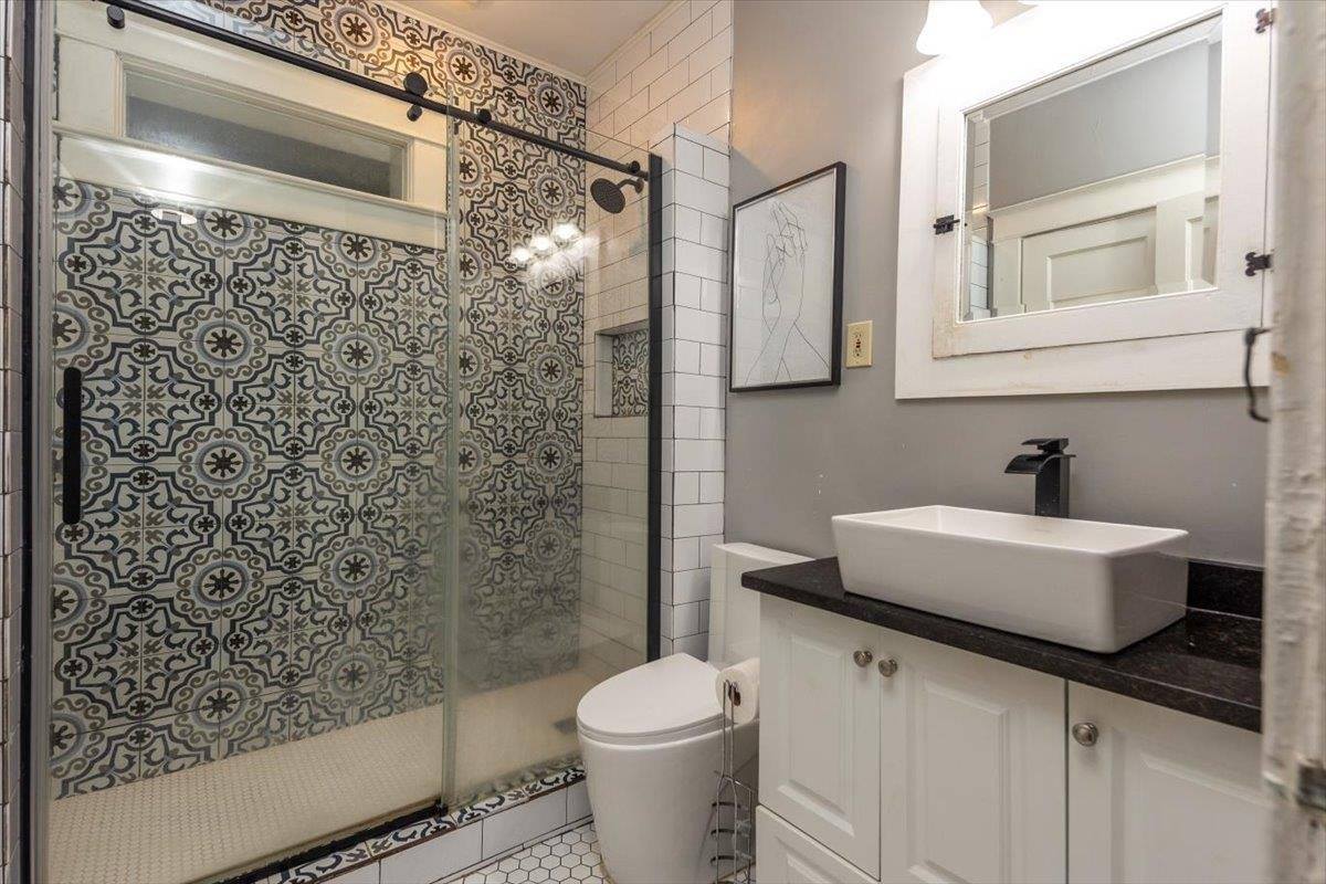 1462 Carr Ave, Memphis, TN 38104