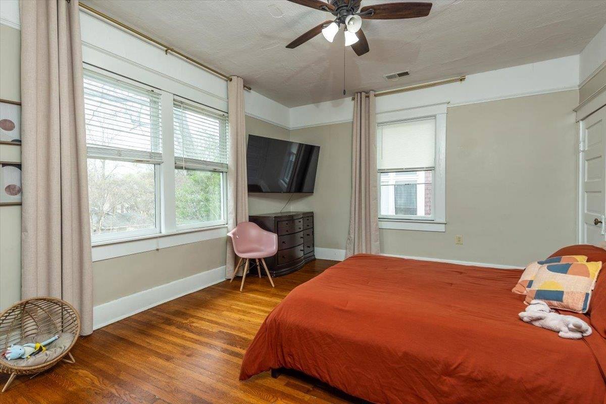 1462 Carr Ave, Memphis, TN 38104