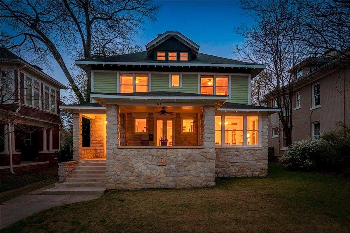 1462 Carr Ave, Memphis, TN 38104