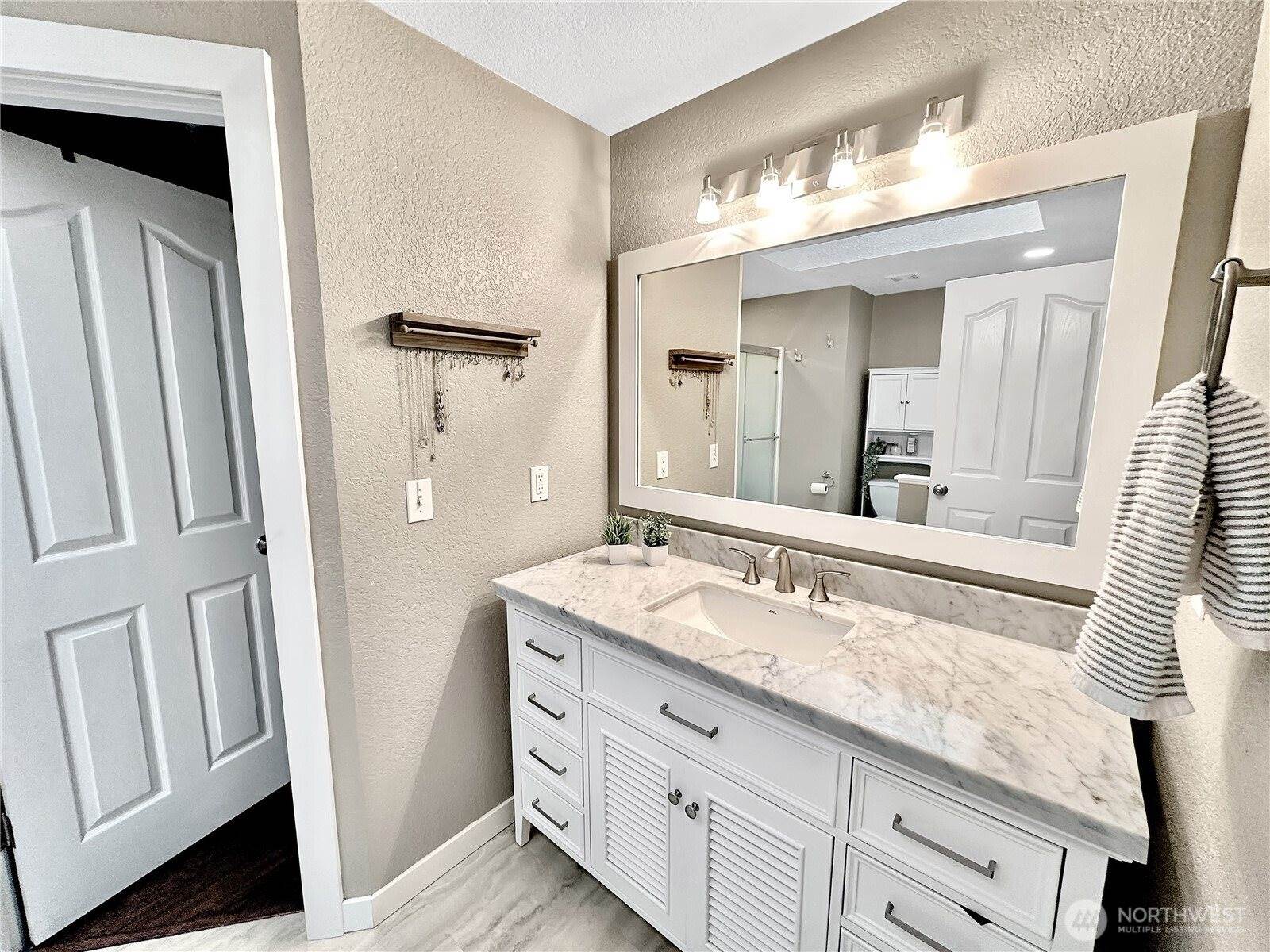 3112 Swordfern Drive NW, Olympia, WA 98502
