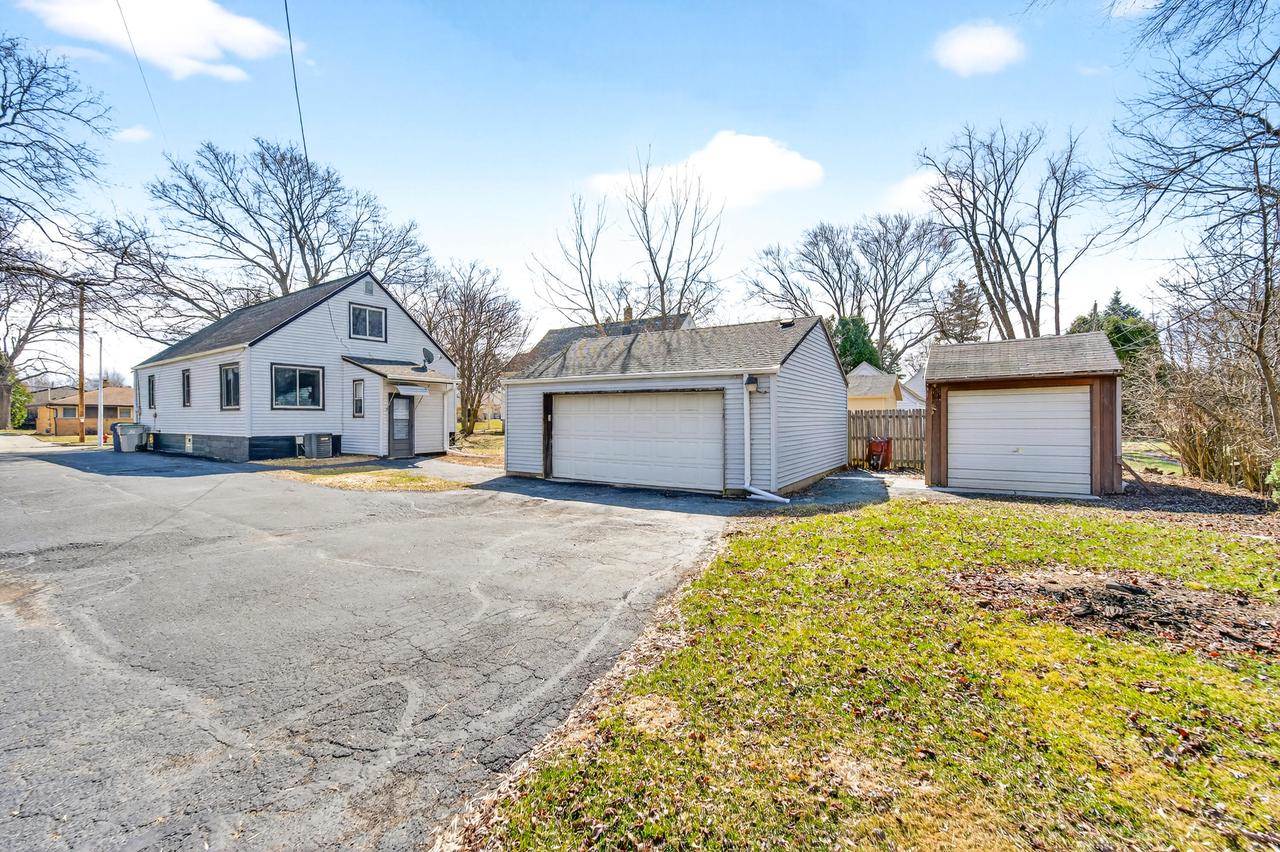 3541 S 96th STREET, Milwaukee, WI 53228