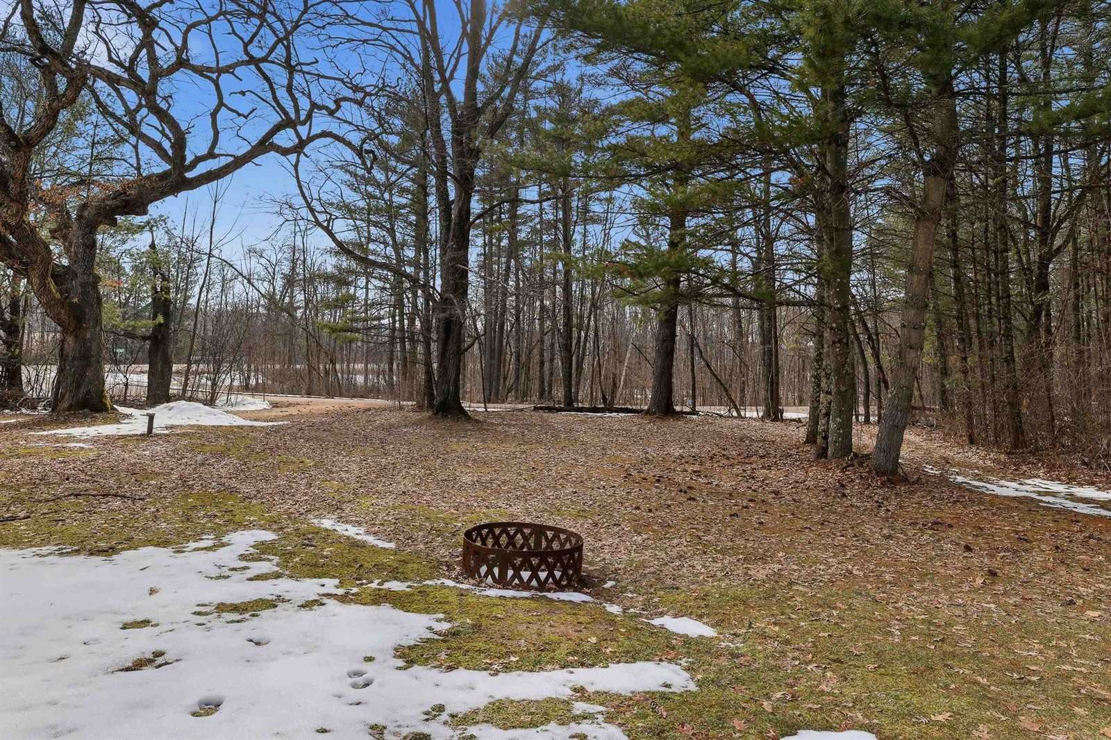 E303 Nottleson Road, Scandinavia, WI 54977