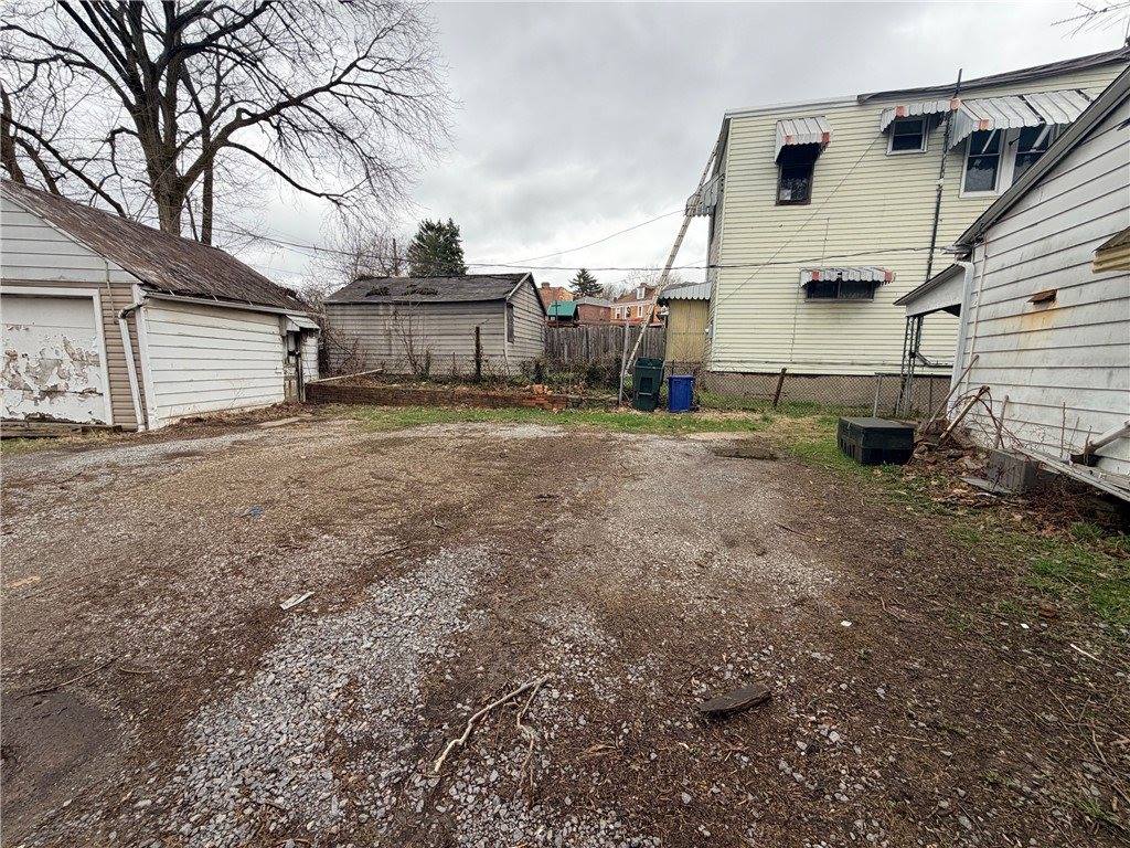 408 Simms St, Mt Washington, PA 15211