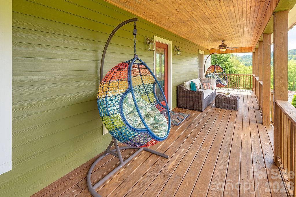 216 Reilly Drive, Leicester, NC 28748