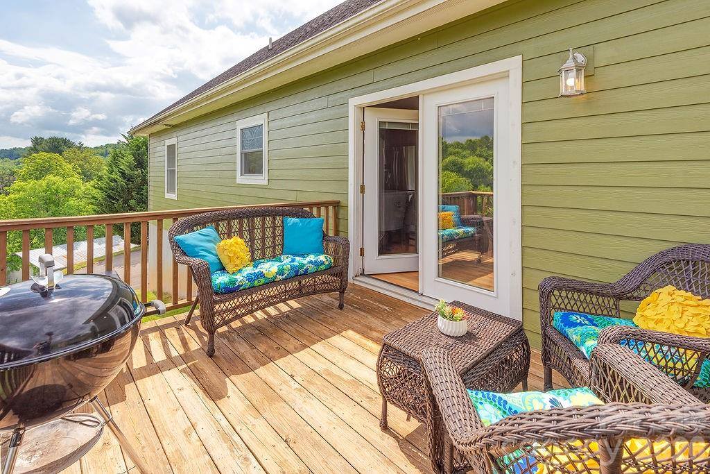 216 Reilly Drive, Leicester, NC 28748