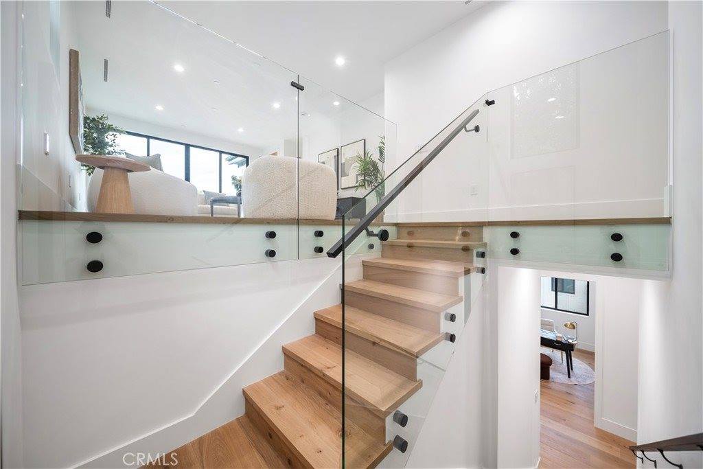 5623 Oso, Woodland Hills, CA 91367