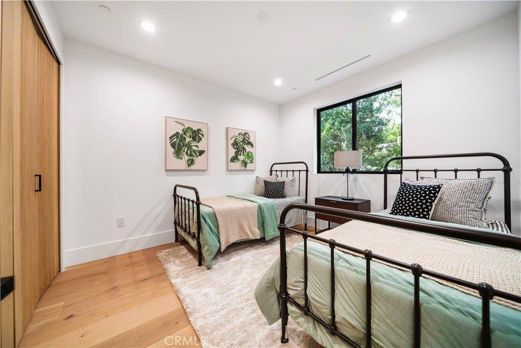 5623 Oso, Woodland Hills, CA 91367