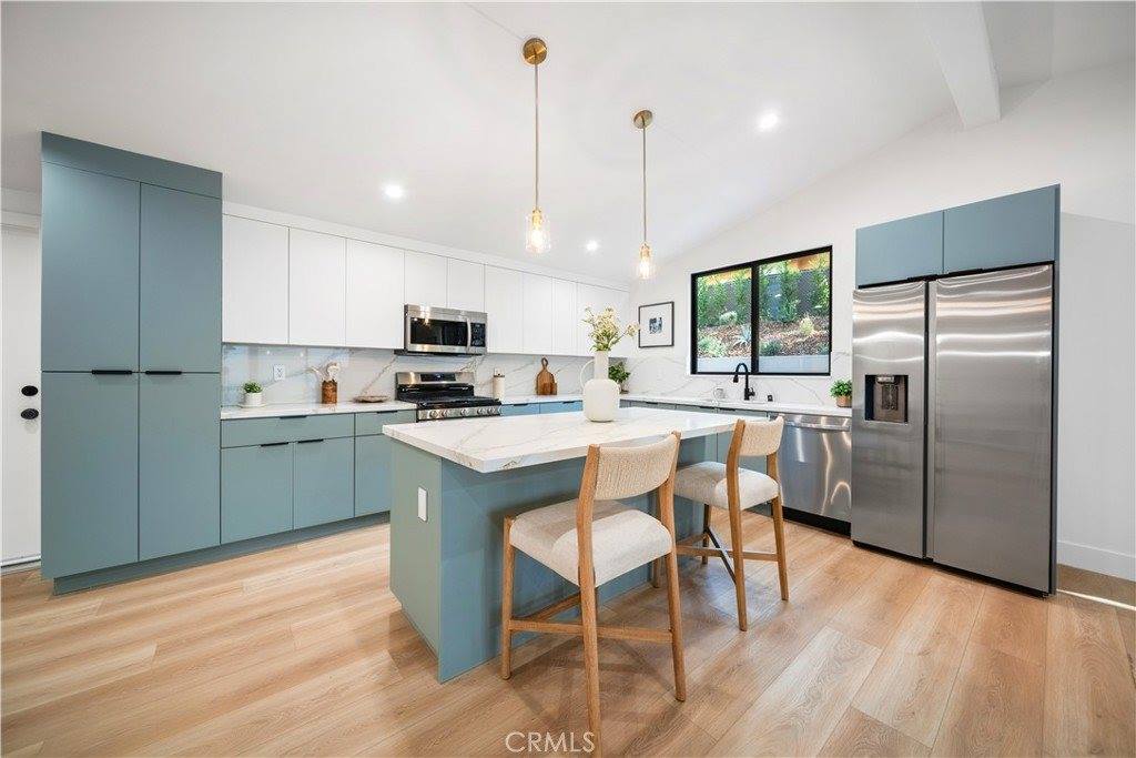 5623 Oso, Woodland Hills, CA 91367