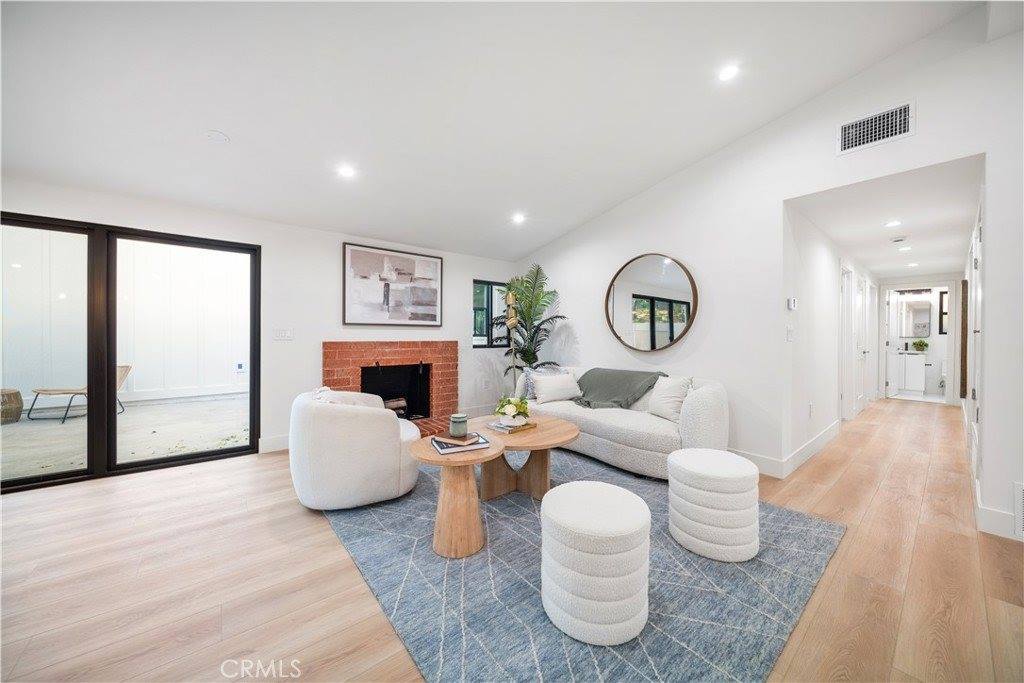 5623 Oso, Woodland Hills, CA 91367