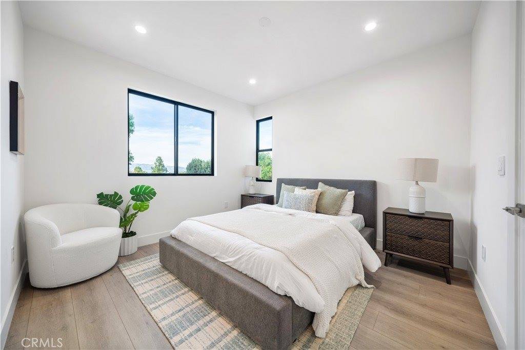 5623 Oso, Woodland Hills, CA 91367