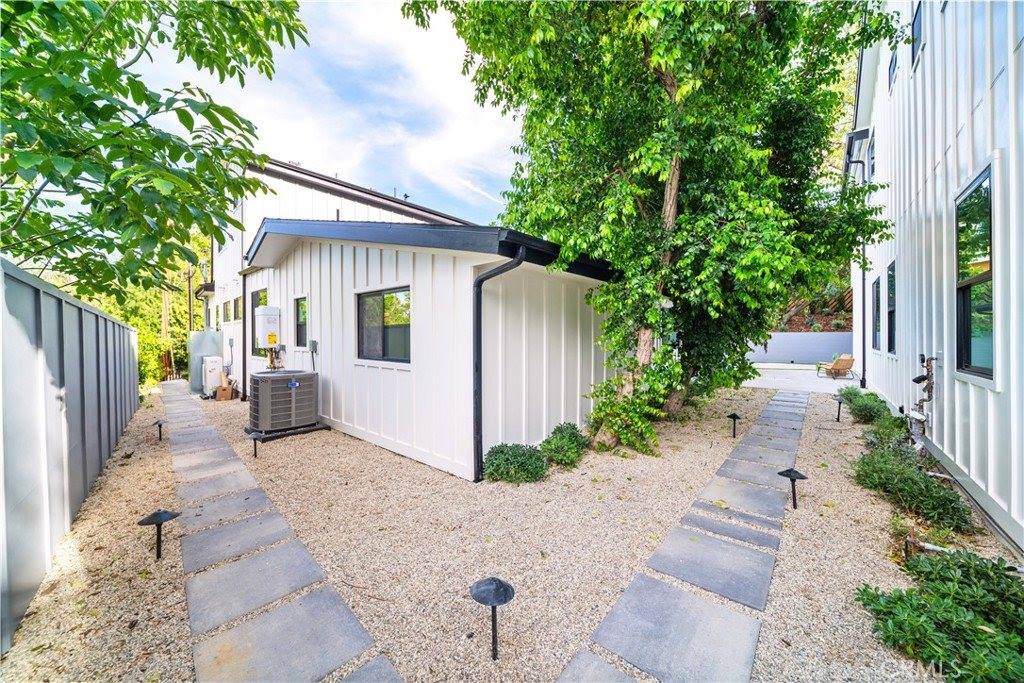 5623 Oso, Woodland Hills, CA 91367