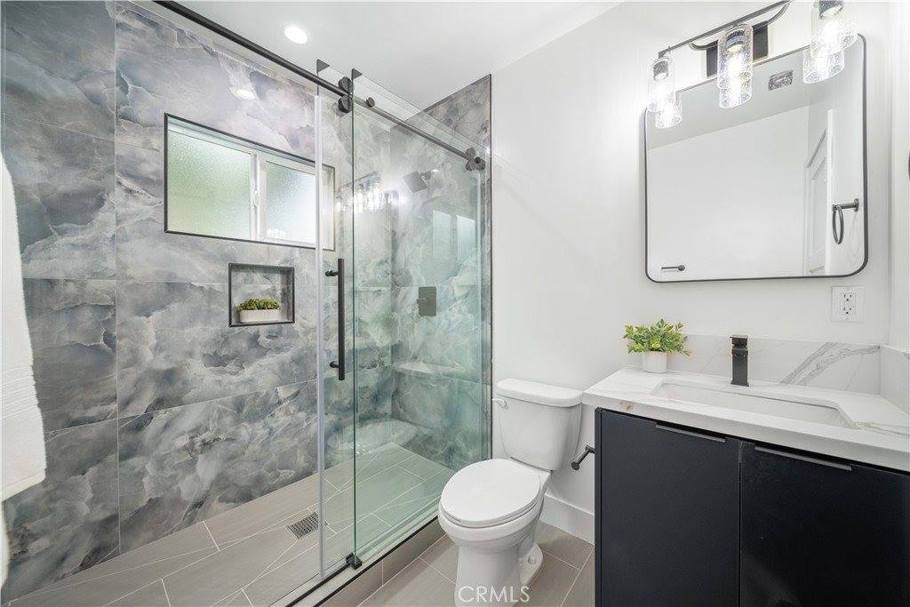 19918 Kittridge, Winnetka, CA 91306