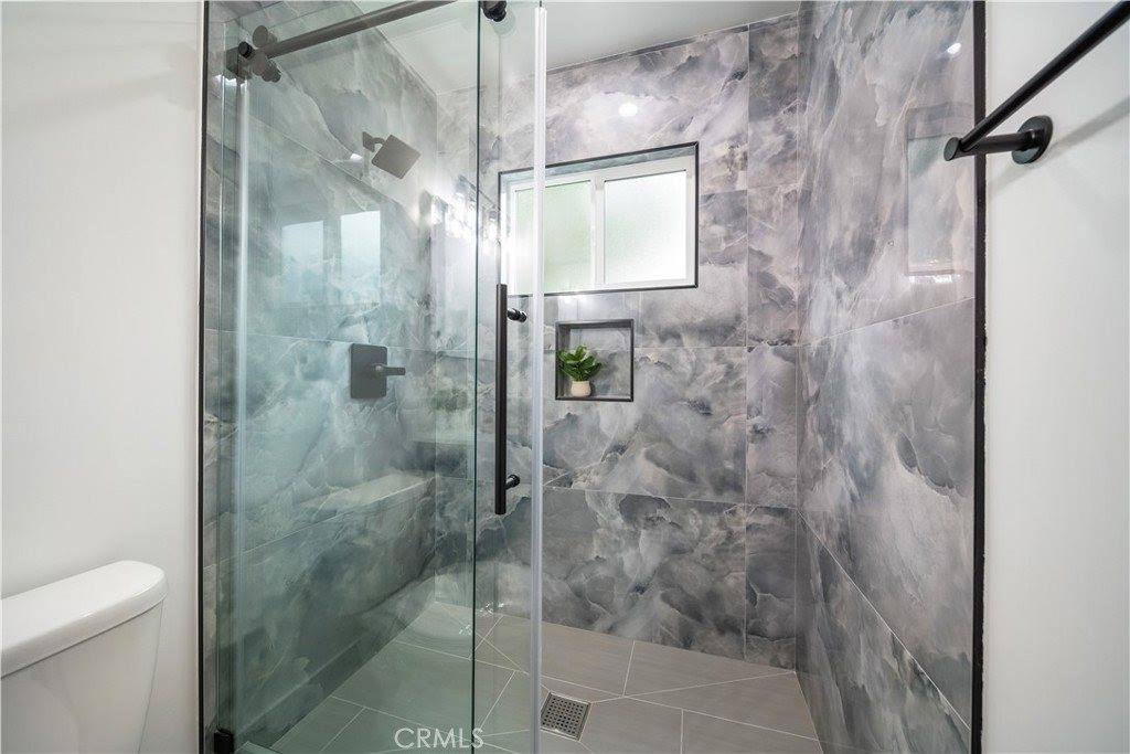 19918 Kittridge, Winnetka, CA 91306