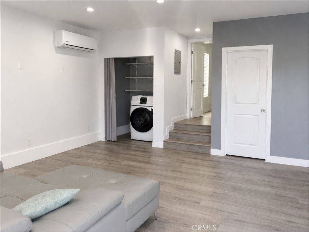 14673 Clymer St, Mission Hills (San Fernando), CA 91345