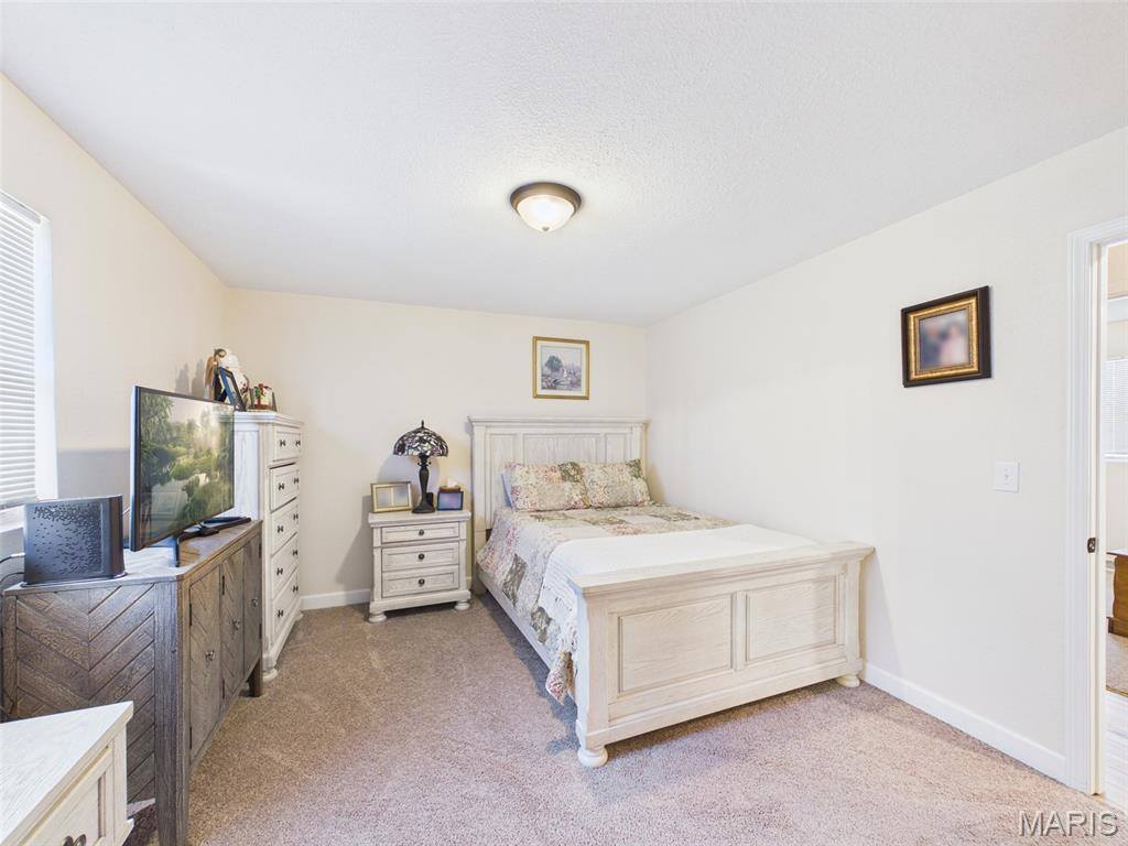 21624 Highway Y, Saint Robert, MO 65584