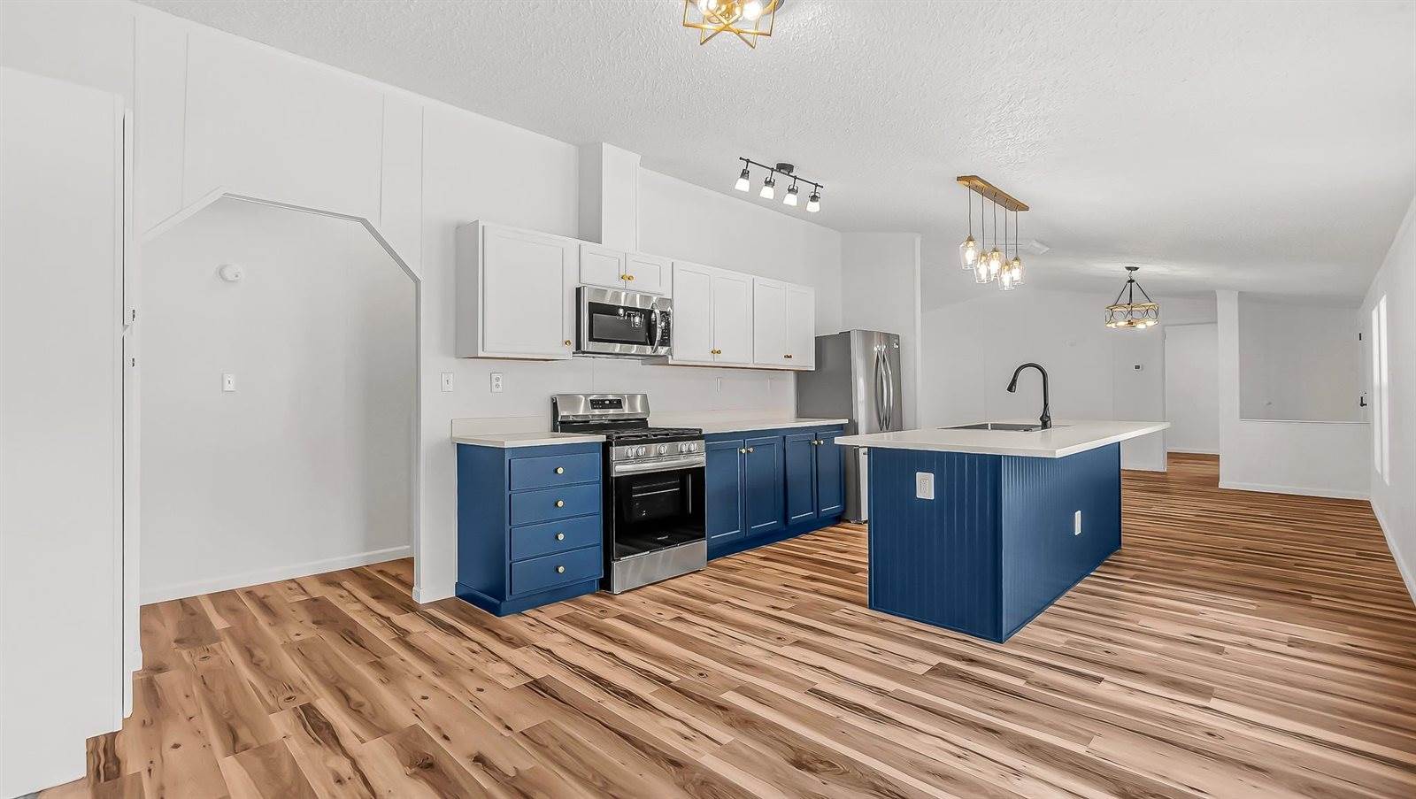 435 32 Road, Clifton, CO 81520