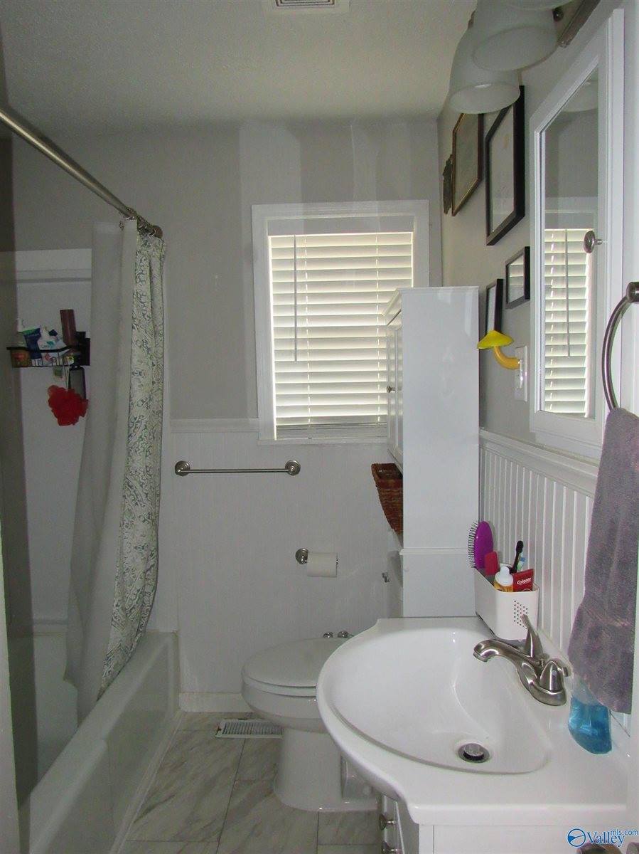 431 South Plymouth Road NW, Huntsville, AL 35811