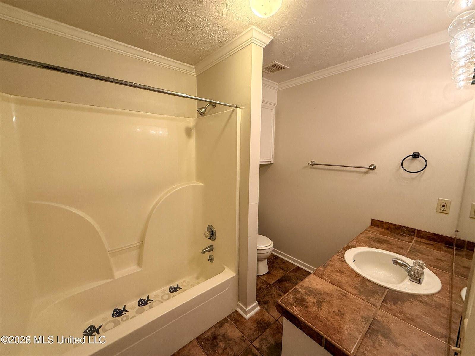 120 Oak Grove Drive, Brandon, MS 39047