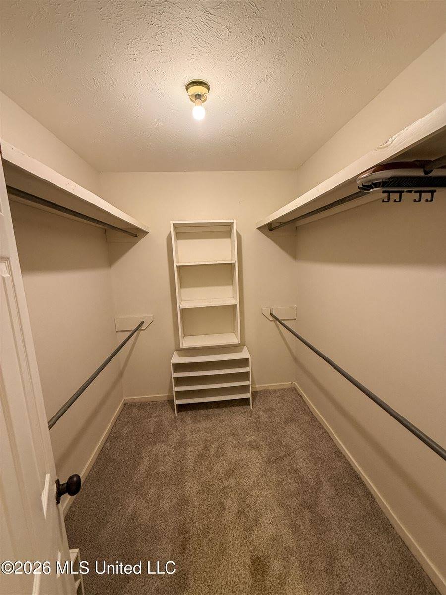 120 Oak Grove Drive, Brandon, MS 39047