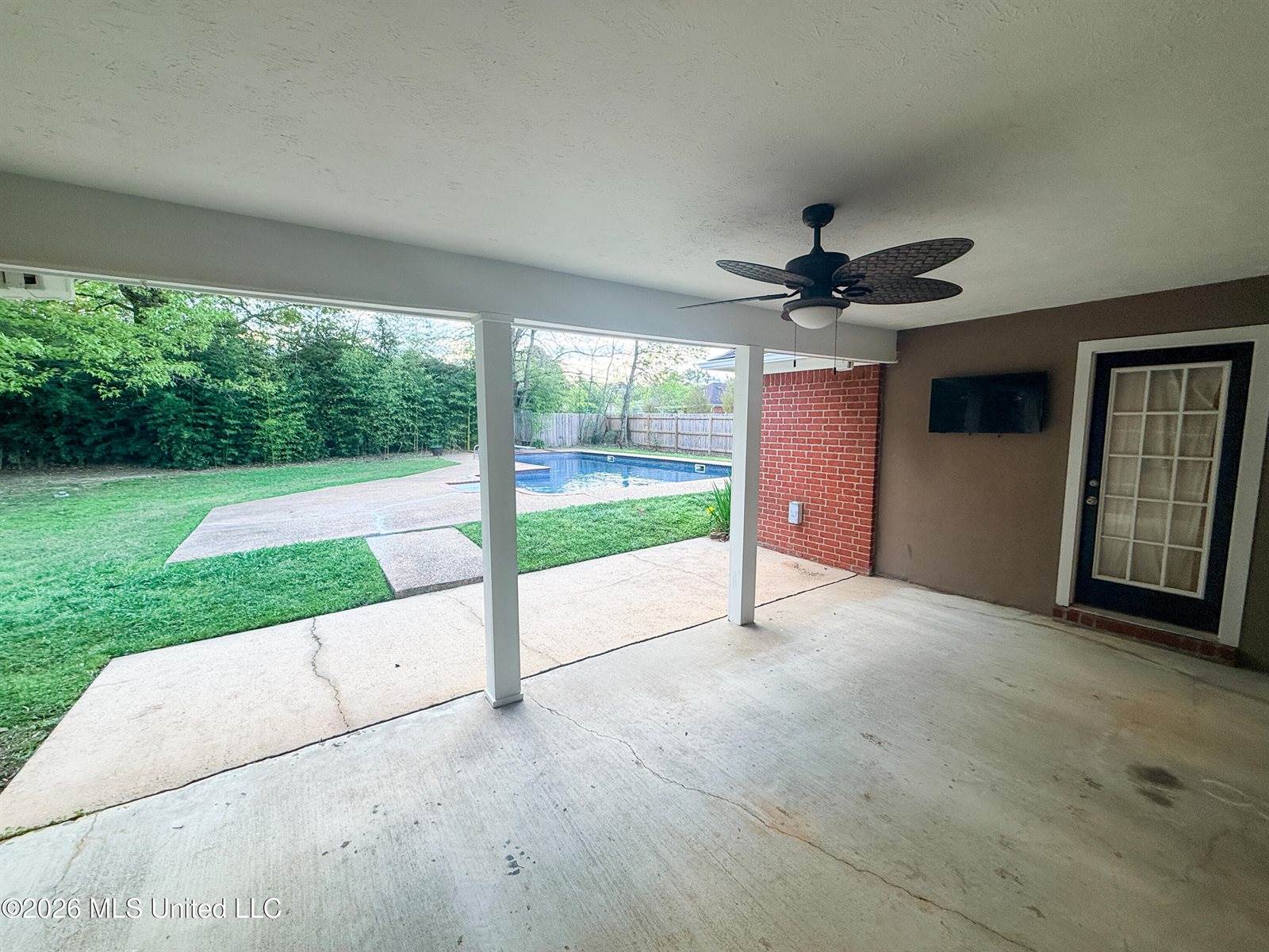 120 Oak Grove Drive, Brandon, MS 39047