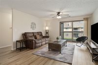 6729 Meadow Creek Drive, Columbus, OH 43235