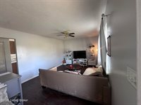 2520 Lamborne Blvd, Louisville, KY 40272